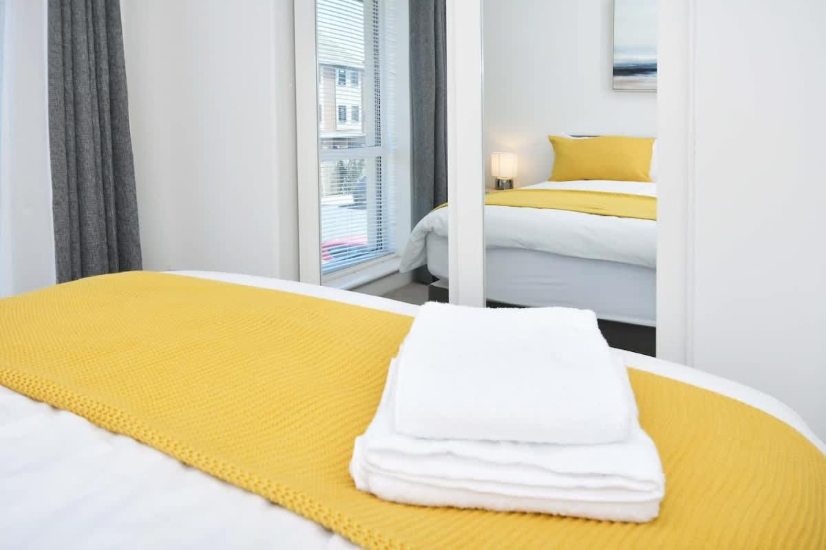 Regal House By True Stays - 3 Bedroom House In Stoke-On-Trent Exterior foto